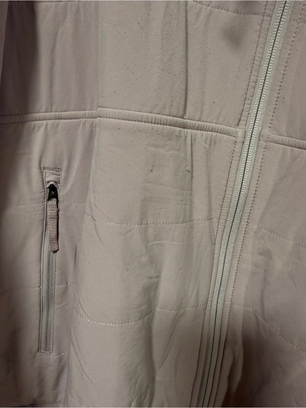 The North Face Women's Hooded Quilted Jacket in Mauve - Picture 2 of 6